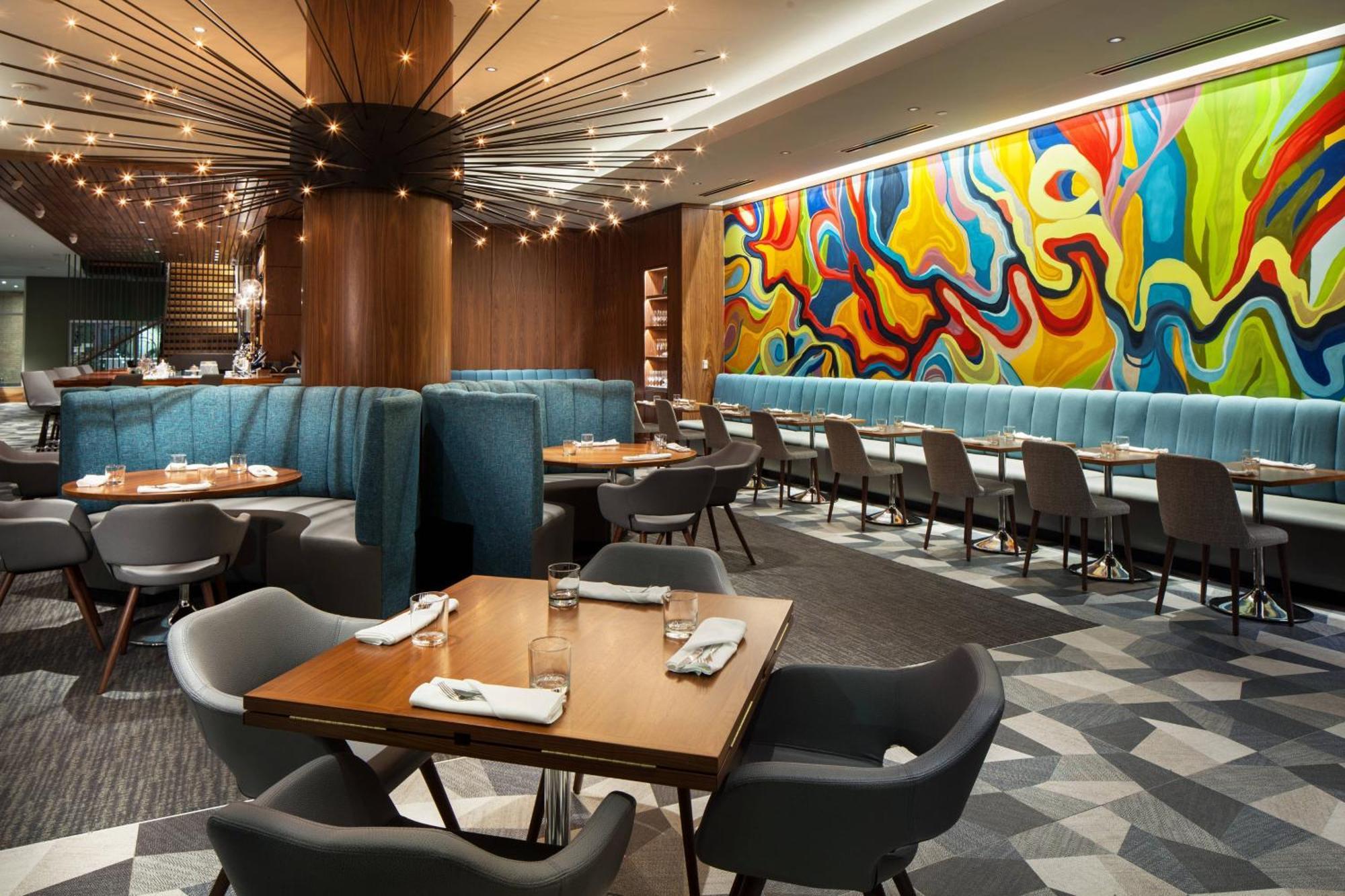 Le Meridien Downtown Otel 4*